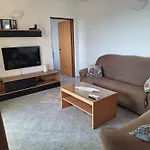 Apartamento Family And Pet Friendly Zrinski Croatia Šmrika