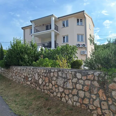 Family And Pet Friendly Zrinski Croatia Šmrika