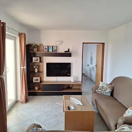 Family And Pet Friendly Zrinski Croatia 아파트