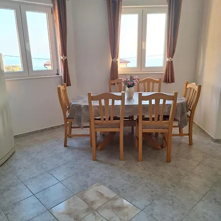 Family And Pet Friendly Zrinski Croatia * Šmrika