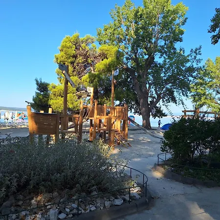 Family And Pet Friendly Zrinski Croatia דירה