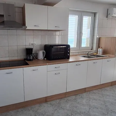 Family And Pet Friendly Zrinski Croatia 아파트 슈므리카