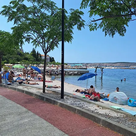 Family And Pet Friendly Zrinski Croatia 슈므리카