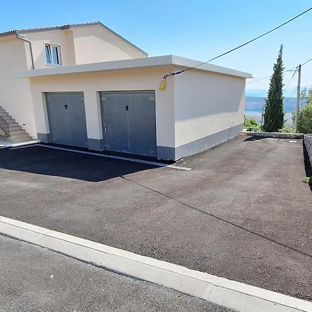 Family And Pet Friendly Zrinski Croatia *