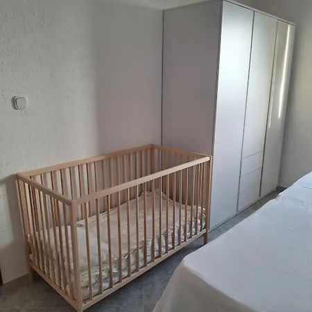 Family And Pet Friendly Zrinski Croatia Appartement Šmrika