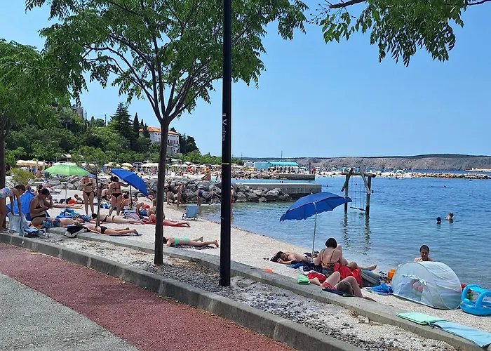 Family And Pet Friendly Zrinski Croatia Šmrika